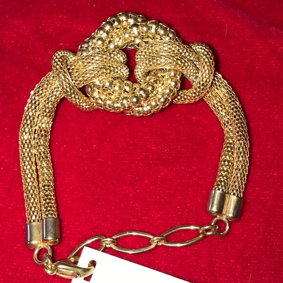 Gold Knot Chain Bracelet - Picture 3 of 3